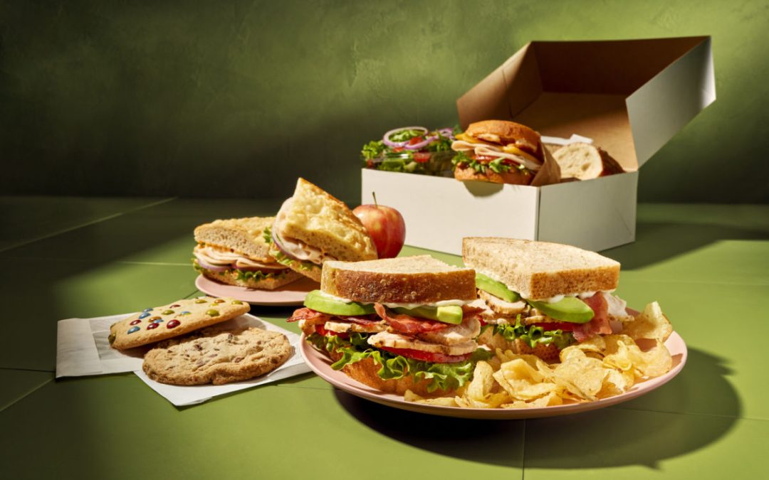 Panera Bread Links up with ezCater on Workplace Catering