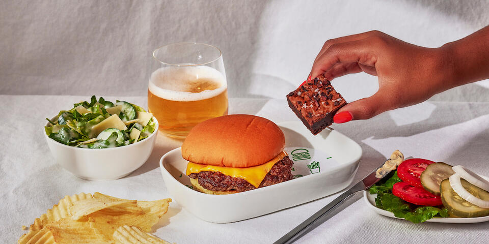 Shake Shack Partners with Delta to Bring Burgers 35,000 Feet