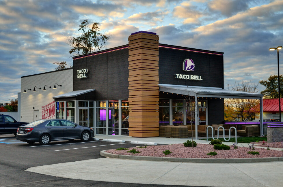 Taco Bell Expands Voice AI to Nearly 900 Restaurants