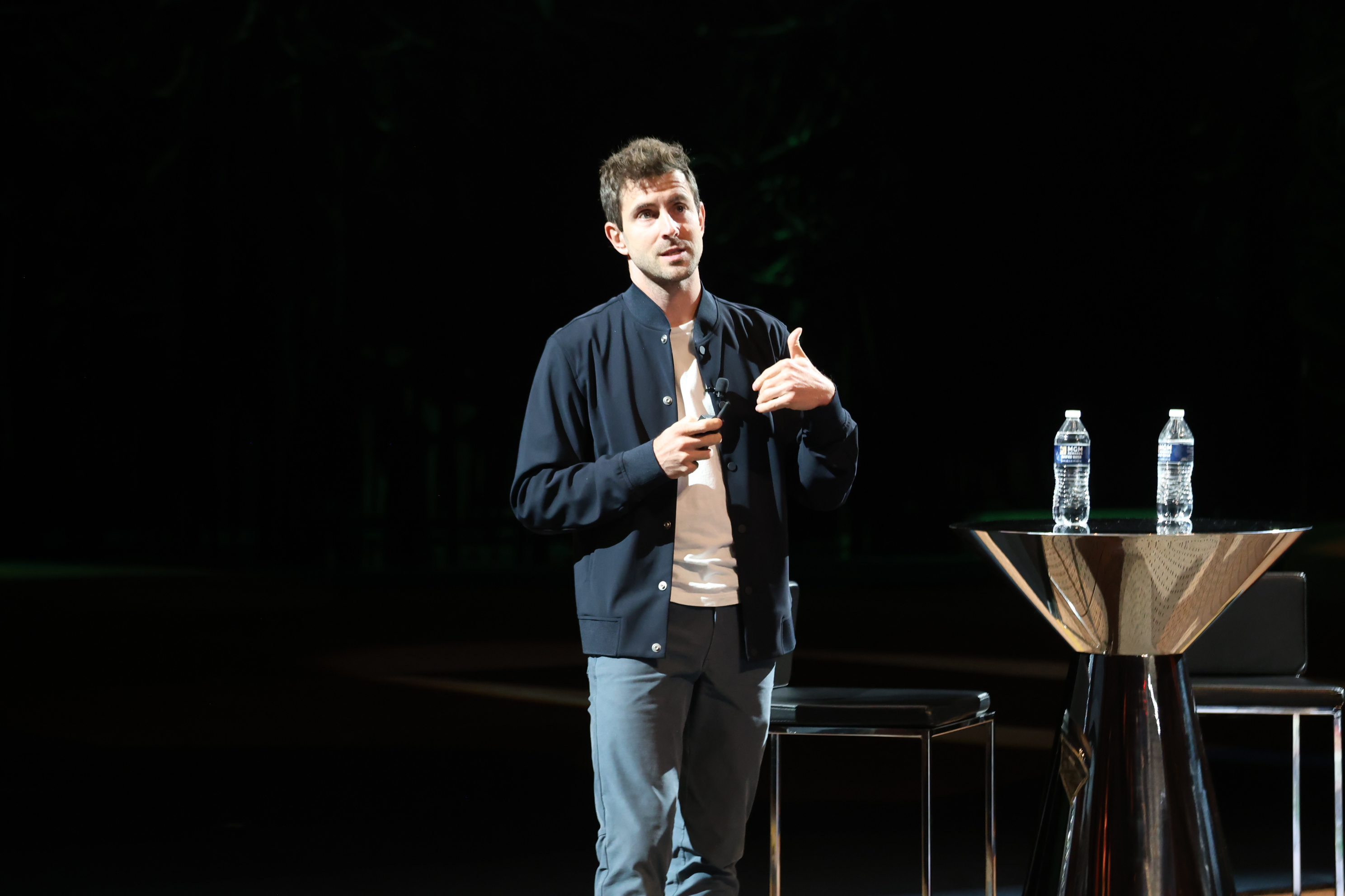 Zipline’s CEO Talks Drones and the Future of Restaurant Delivery - Food On Demand
