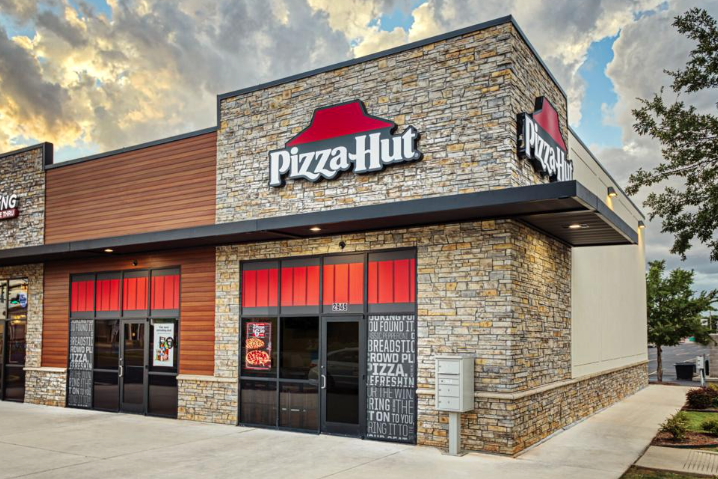 Yum Brands to Sell Pizza Hut for $2.7 Billion to 2 Buyers